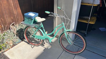 Schwinn cruiser bike