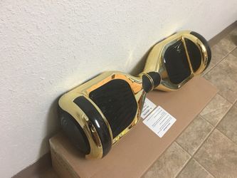 Brand new gold metallic hoverboard ( safe certified has Bluetooth)
