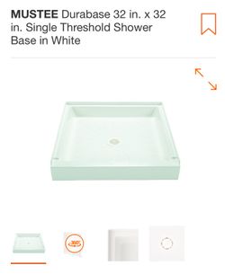 32 X 32 IN SINGLE THRESHOLD SHOWER BASE IN CENTER DRAIN