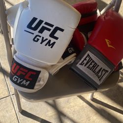 14 0z ( White) 12oz (red) BOXING GLOVES 
