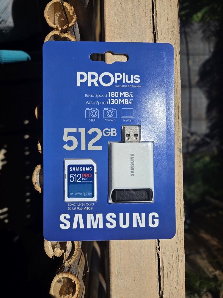 Samsung Pro Plus 512 GB With USB 3.0 Reader
