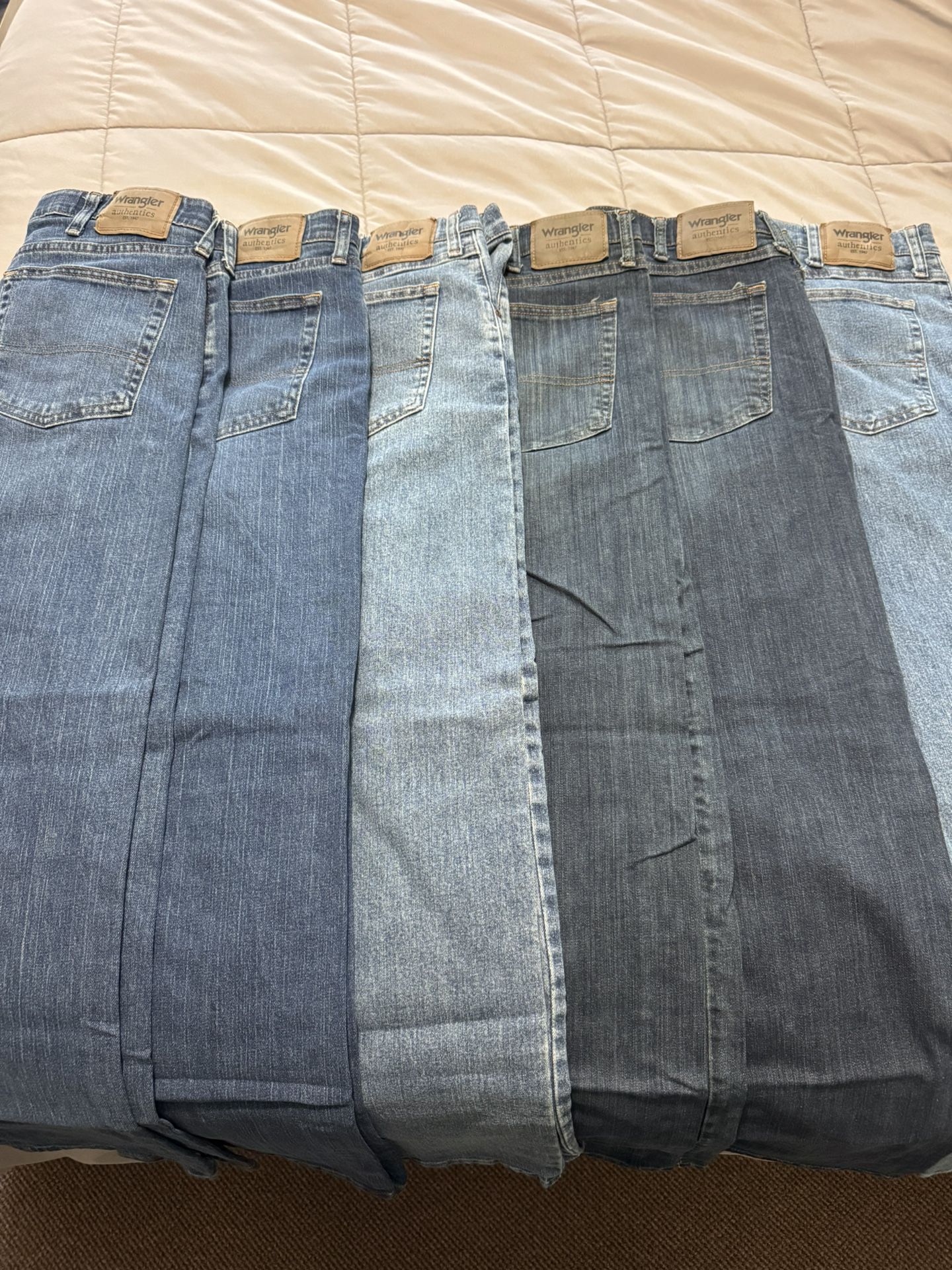 Men’s Wrangler Authentic Jeans