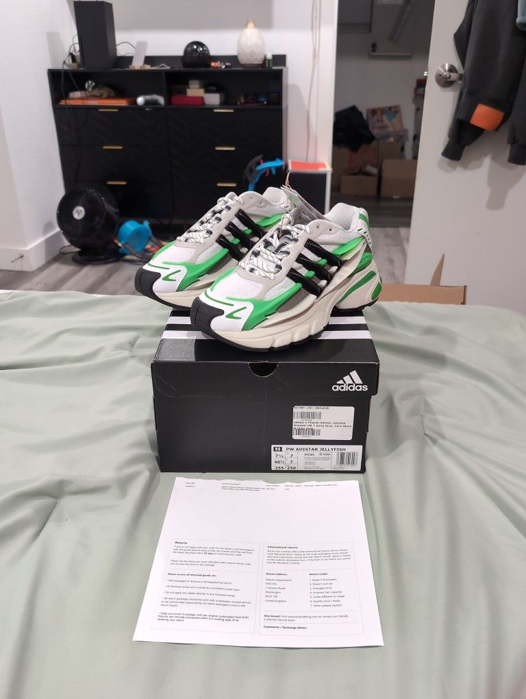 Brand New DS Adidas Pharrell Jellyfish Green Size 7.5 Mens