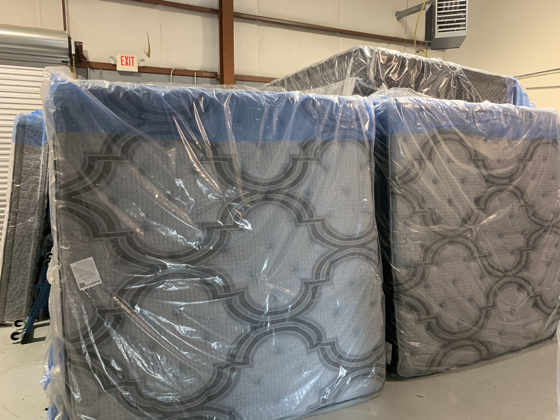 I REALLY NEED TO SELL ALL MY NEW MATTRESS SETS!