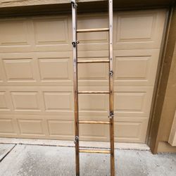 🔥VINTAGE🔥Wood Ladder~Display Organizer for Blankets/Towels/Quilts/Plants/Pots&Pans/Shoes~Garden Trellis