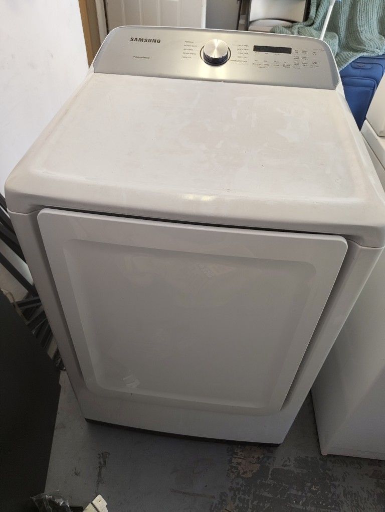 washer and dryer