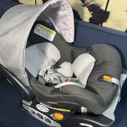 Girls Chicco Infant car seat 