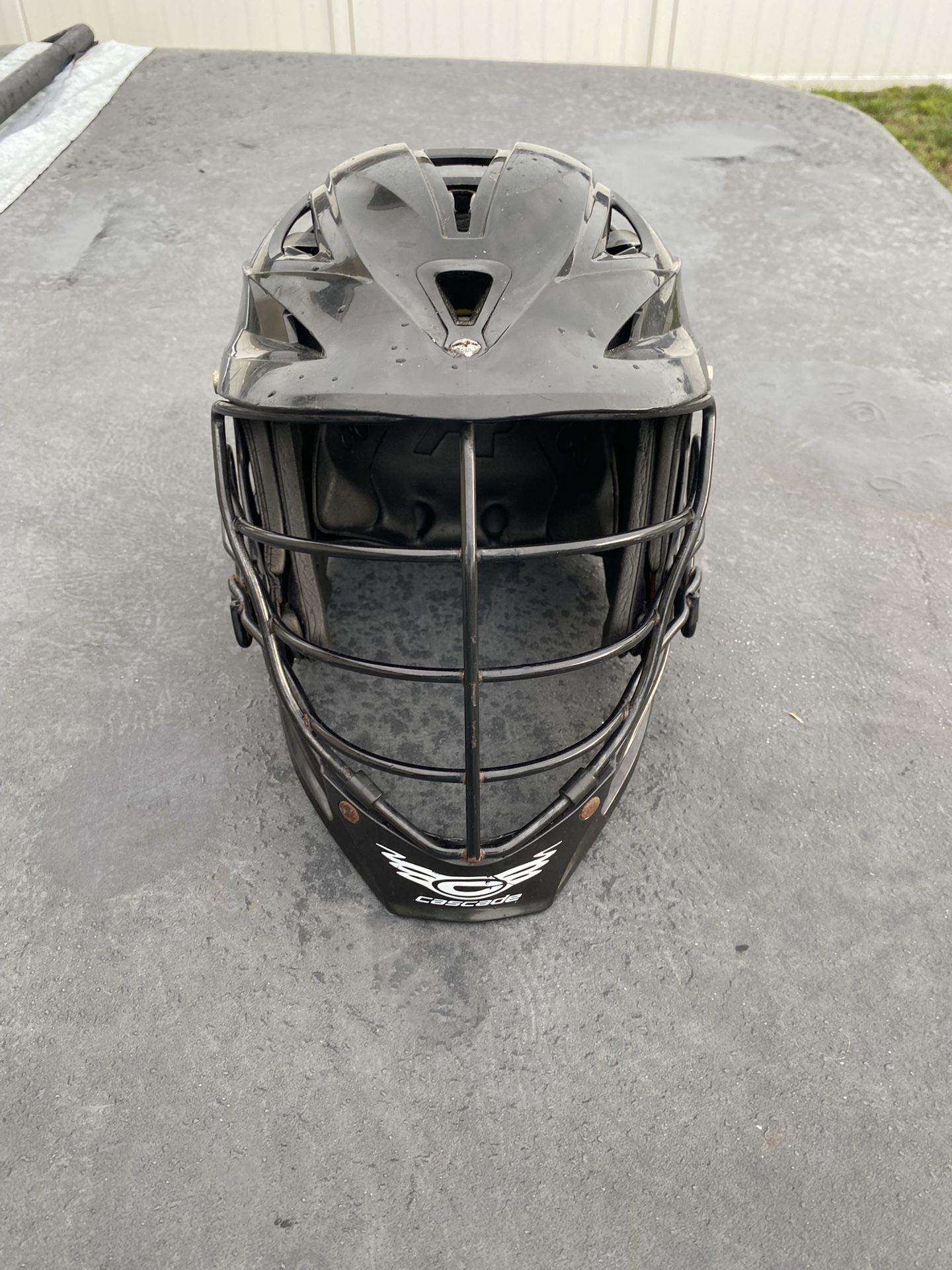 Lacrosse Helmet R Adult Size Fits All 21” To 23.5” W/ Chin Strap