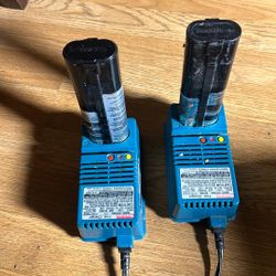 Makita Charger 