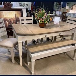 Skempton Dining Table And Chairs 💥 Brand New 💥 Financing Options💥