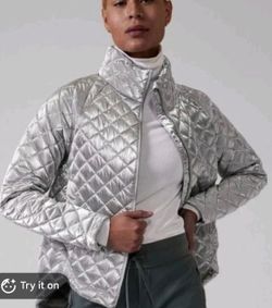 Athleta Silver Metallic Quilted Puffer Jacket