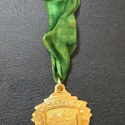 Medalla De Colegio-exelencia-cuba