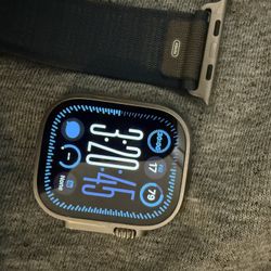 Apple Watch Ultra 2 Cellular/wifi Titanium 49mm