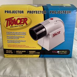 Artist tracing projector