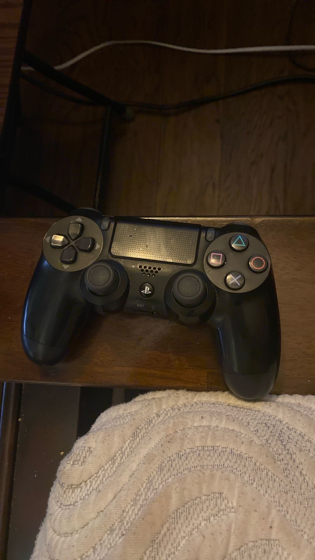 PS4 Controller 