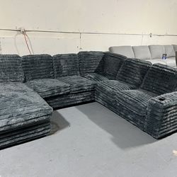 SECTIONAL COUCH SOFA
