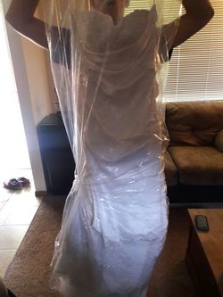 DAVID'S BRIDAL WEDDING DRESS