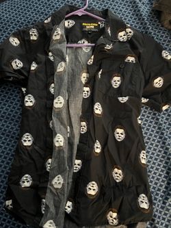 Halloween Mob Michael Myers Black Graphic Print Long Sleeve Button-Up Shirt S