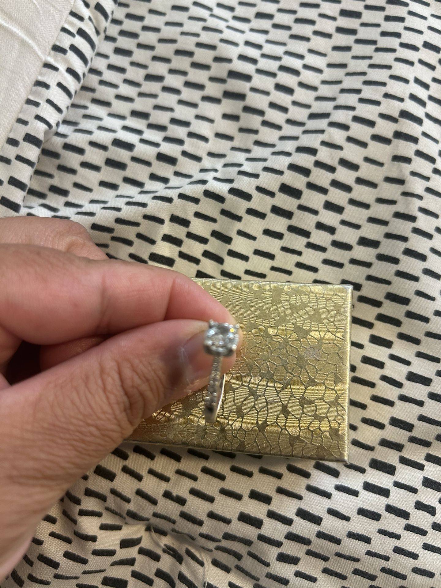 18K White Gold dimond engagement Ring