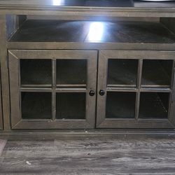 American Family Warehouse/ Hamilton Entertainment Console