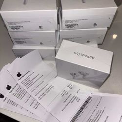 AirPods Pro 3 w/receipt