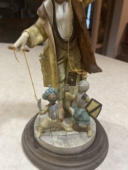 Puppeteer Figurine - Vintage 
