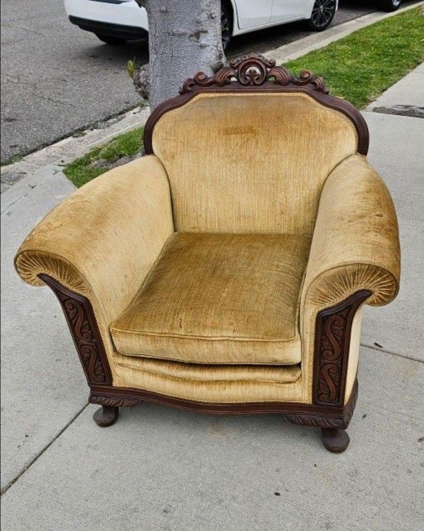 Antique Lounge Chair