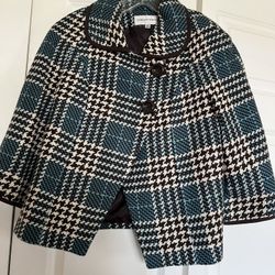 It’s Very Nice Jacket For Women’s The Size Is 10 Made ByJONES New York  