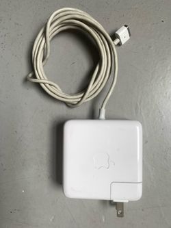 APPLE CHARGER - Macbook pro