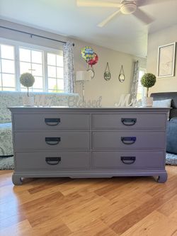✨🩶Gorgeous Solid Oak Dresser🩶✨