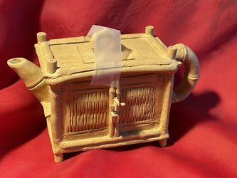 Chinese Teapot Good Bamboo Cabinet