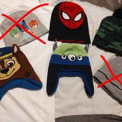 BOYS WINTER HATS SIZE MEDIUM BUNDLE OF 4