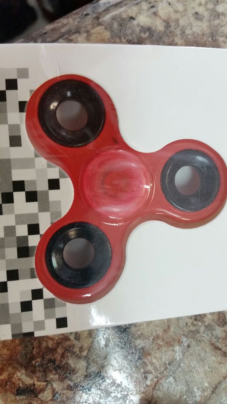FIDGET SPINNER comes in different colors price starting $1