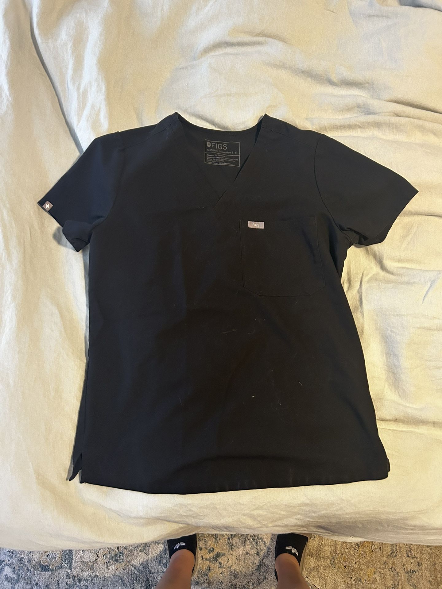 FIGS Women's Scrub Sets