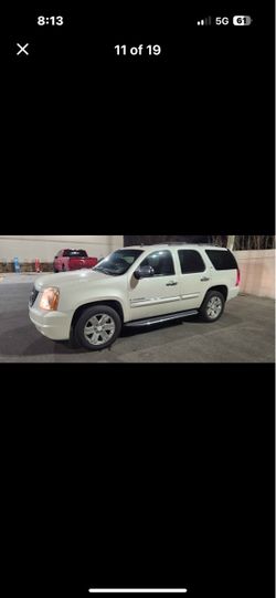 GMC Yukon Full-Size SUV