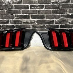 Mustang GT Stock Tail Lights  (2015-2017)