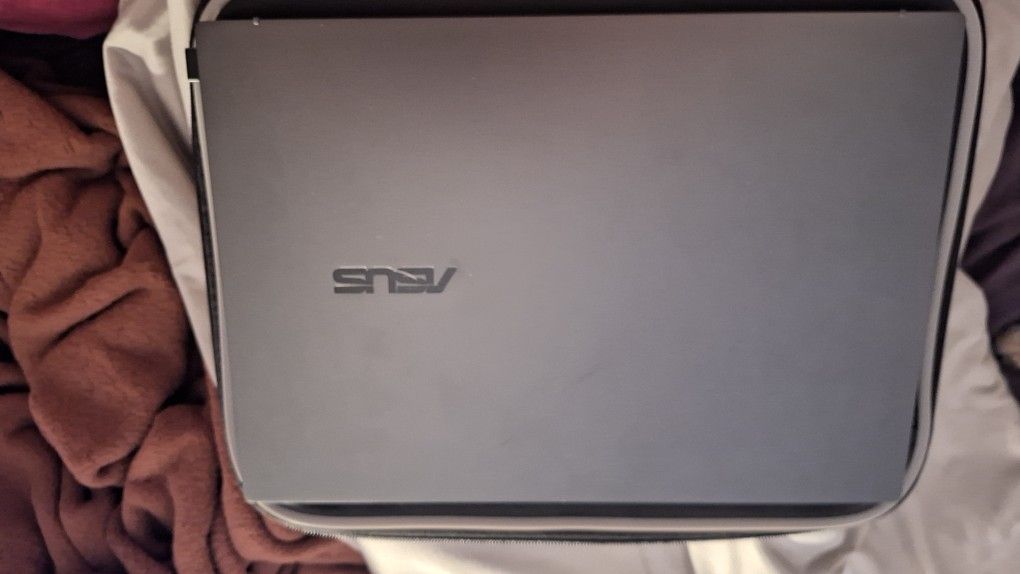 ASUS Zenbook 14 OLED