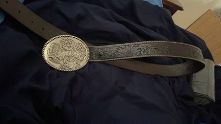 Womens Belt size 40