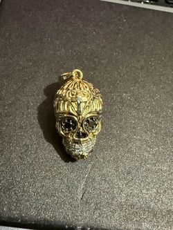 10k day of the dead pendant