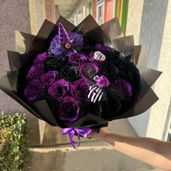 Halloween Flower Arrangement
