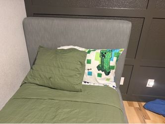 Twin bed with mattress