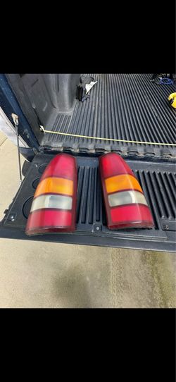 99-06 Silverado taillights.