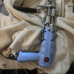 Tufting Gun  For making Rugs 