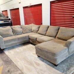 U Shape Sectional Sofa 