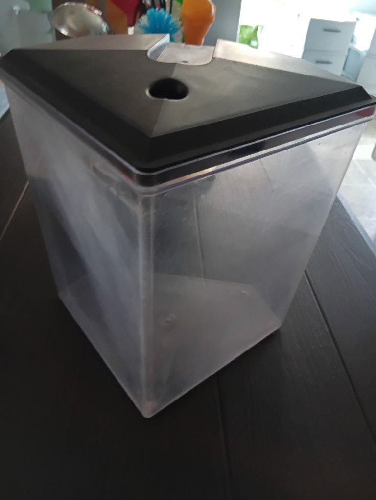 3 gallon fish tank