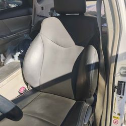 Driver's Seat 2011-2016 Prius V
