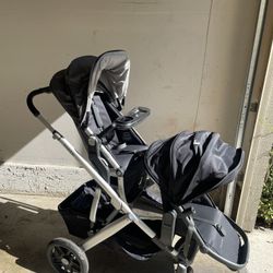 Uppababy Vista stroller with accessories