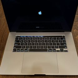 MacBook Pro 2019 I9 32gb 512gb
