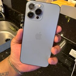 iPhone 13 Pro Max 256GB Factory Unlocked