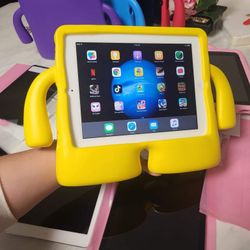 Facebook Odeth Paz Reyes $75 Combo 2x$130 Ipad Case Charger Included 